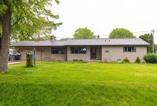 1400 SUNSET LANE, Menasha, WI 54952