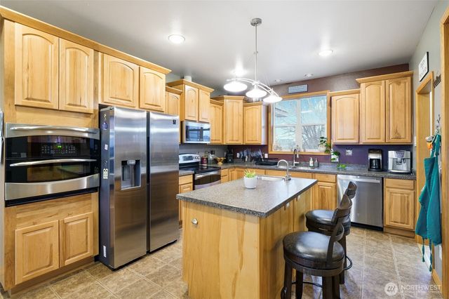 4997 NE Road 7.5, Moses Lake, WA 98837