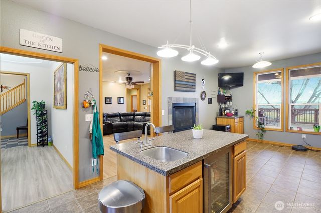 4997 NE Road 7.5, Moses Lake, WA 98837