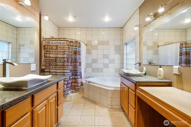 4997 NE Road 7.5, Moses Lake, WA 98837