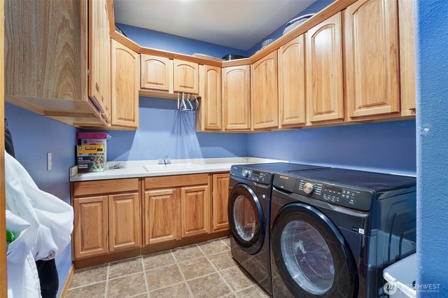 4997 NE Road 7.5, Moses Lake, WA 98837