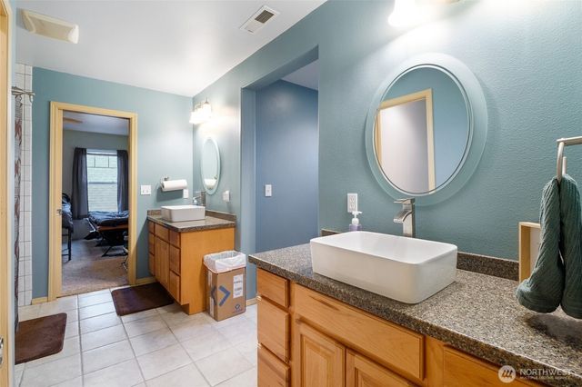 4997 NE Road 7.5, Moses Lake, WA 98837