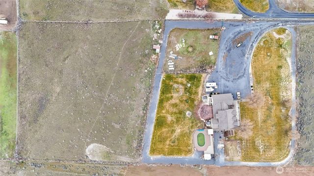 4997 NE Road 7.5, Moses Lake, WA 98837