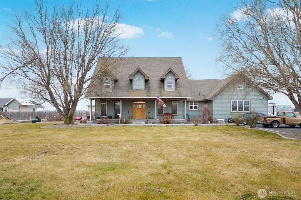 4997 NE Road 7.5, Moses Lake, WA 98837