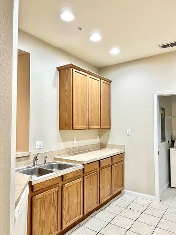 3000 LAUREL PARK LANE 101, Kissimmee, FL 34741