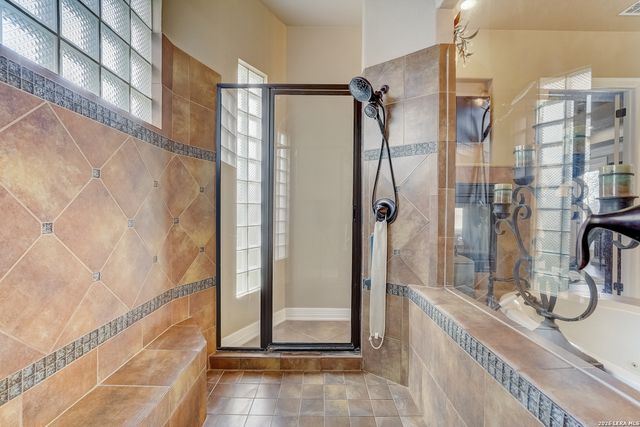 21411 liguria, Garden Ridge, TX 78266