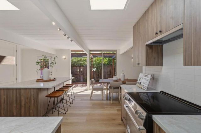 3705 Starr King Circle, Palo Alto, CA 94306