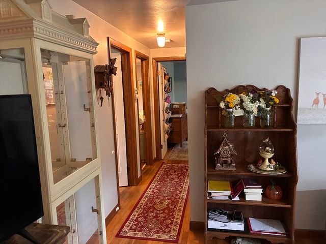 10 Alice St, Montague, MA 01376