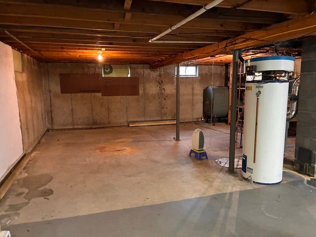 10 Alice St, Montague, MA 01376