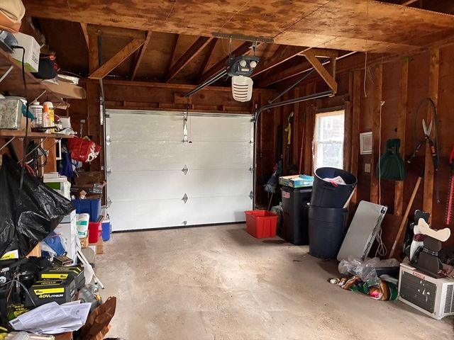 10 Alice St, Montague, MA 01376