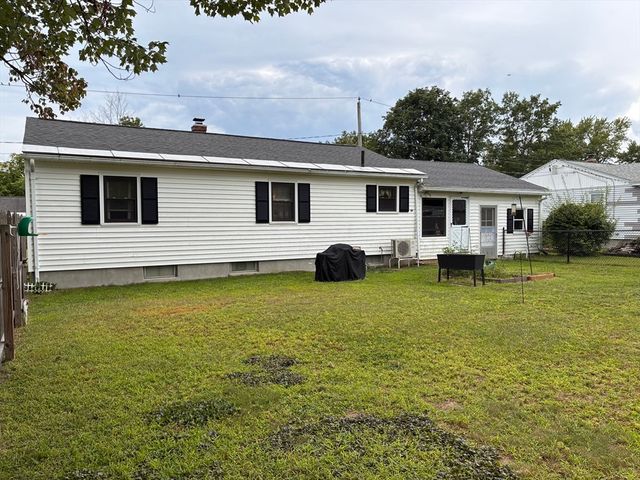 10 Alice St, Montague, MA 01376