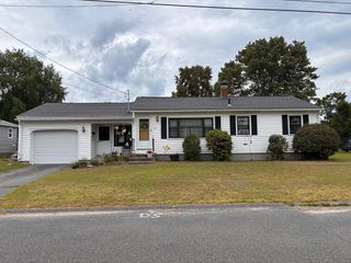 10 Alice St, Montague, MA 01376
