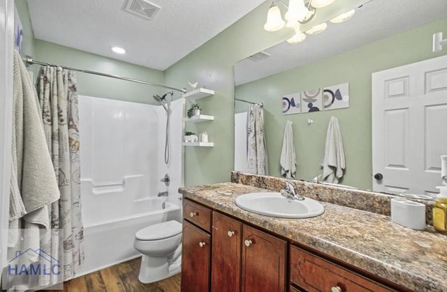 231 Hendrix Street NE, Ludowici, GA 31316