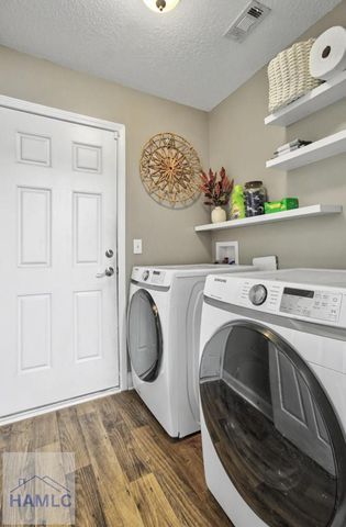 231 Hendrix Street NE, Ludowici, GA 31316