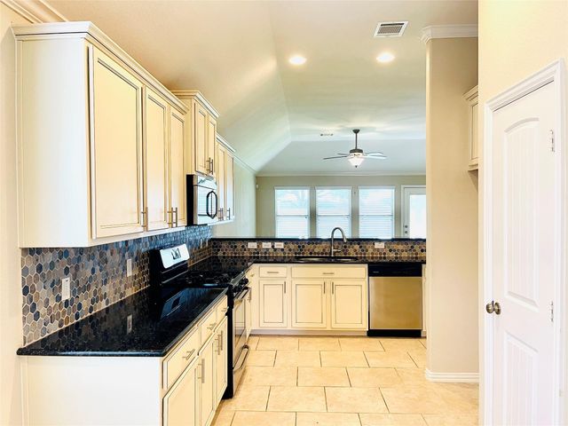 6838 Pear Point Lane, Richmond, TX 77469
