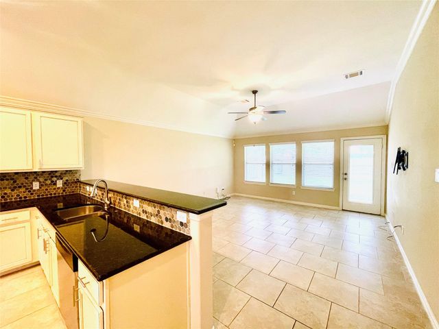 6838 Pear Point Lane, Richmond, TX 77469