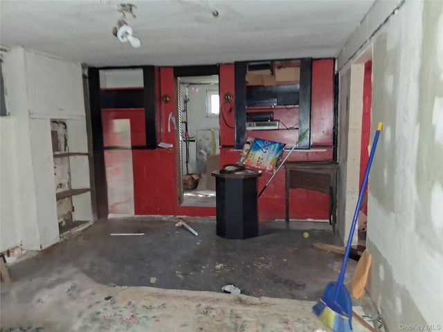 2 Fordham Place, Hempstead, NY 11550
