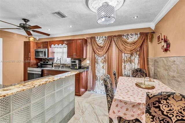 1480 SW 5th Ave, Deerfield Beach, FL 33441