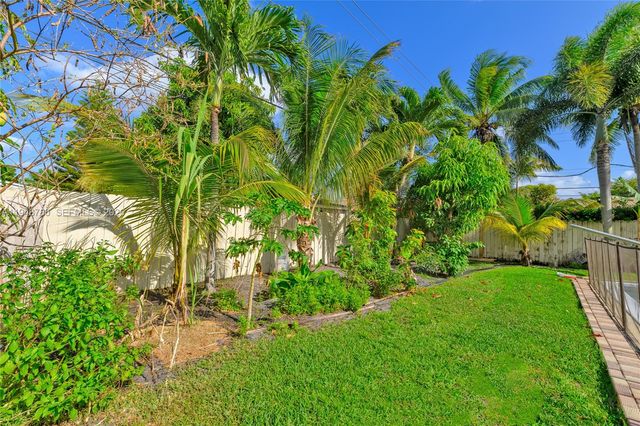 1480 SW 5th Ave, Deerfield Beach, FL 33441