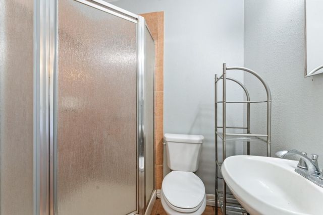 2502 Rosewood Street, Houston, TX 77004