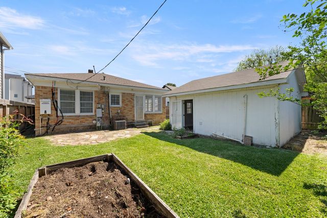 2502 Rosewood Street, Houston, TX 77004