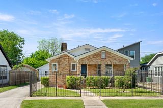 2502 Rosewood Street, Houston, TX 77004