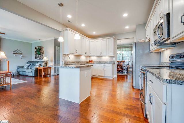 159 Rockcrest Drive, Taylors, SC 29687