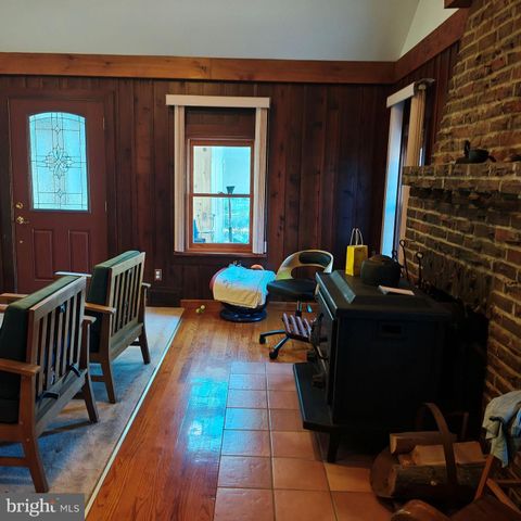 11 SYLVAN AVE, Burlington, NJ 08016