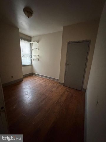 2831 N HOWARD ST, Philadelphia, PA 19133