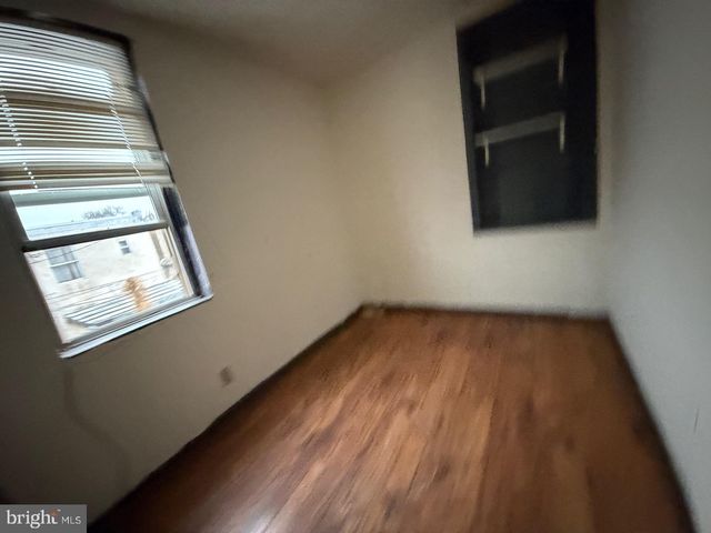 2831 N HOWARD ST, Philadelphia, PA 19133