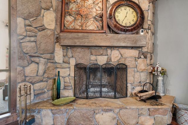 7831 Clark Court, Red Oak, TX 75154