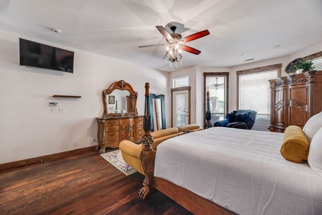 7831 Clark Court, Red Oak, TX 75154