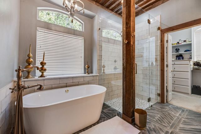 7831 Clark Court, Red Oak, TX 75154