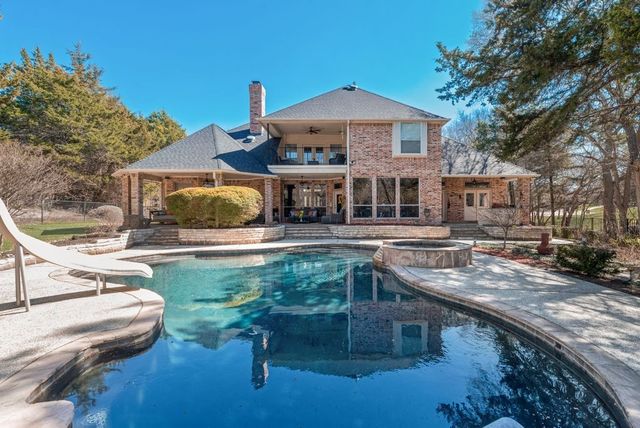 7831 Clark Court, Red Oak, TX 75154