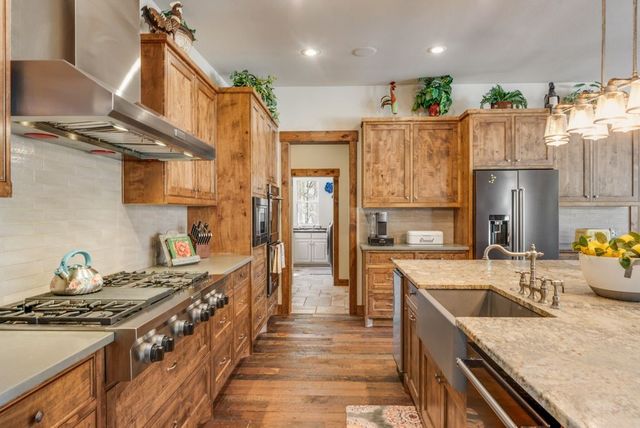 7831 Clark Court, Red Oak, TX 75154