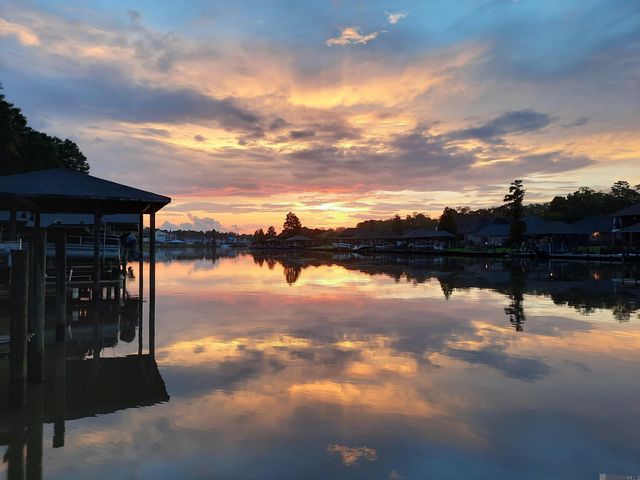 20996 Diversion Canal Rd, Maurepas, LA 70449