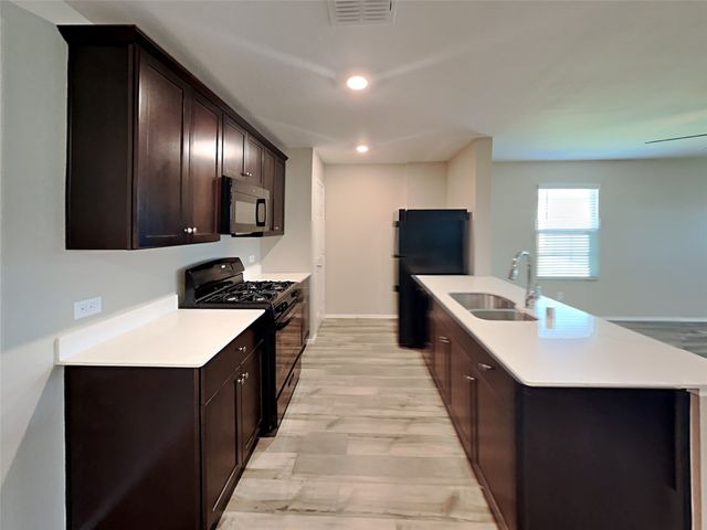 340 Navidad Trail, Fort Worth, TX 76052