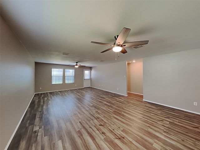 340 Navidad Trail, Fort Worth, TX 76052