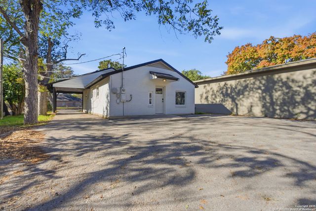 532 N Union Ave, New Braunfels, TX 78130