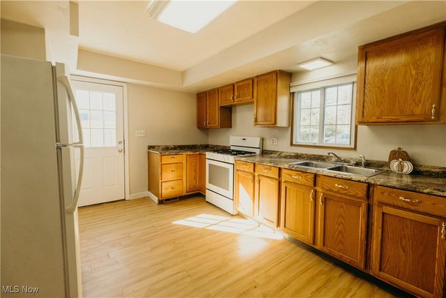 5949 Jaycox Road, North Ridgeville, OH 44039