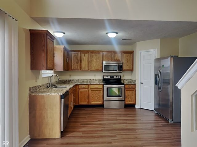 13006 Quarterback Lane, Fishers, IN 46037