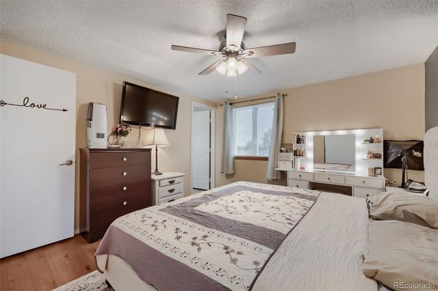 944 S Uravan Street, Aurora, CO 80017