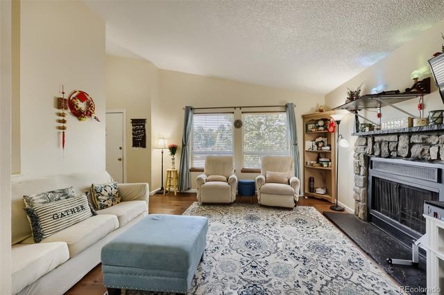 944 S Uravan Street, Aurora, CO 80017