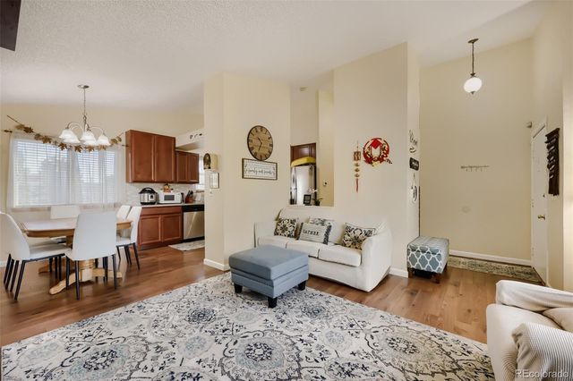 944 S Uravan Street, Aurora, CO 80017