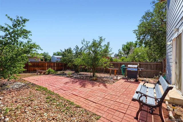 944 S Uravan Street, Aurora, CO 80017