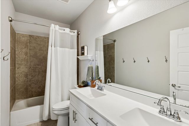 4341 Swallow Drive, Fort Worth, TX 76262