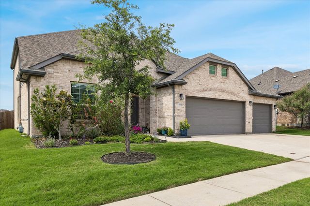 4341 Swallow Drive, Fort Worth, TX 76262