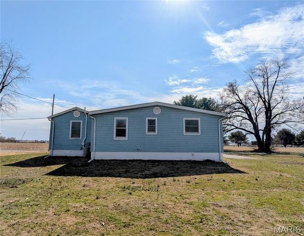 1403 Wilson Street, South Roxana, IL 62087