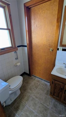 1403 Wilson Street, South Roxana, IL 62087