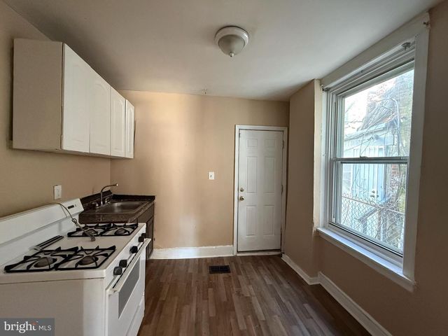 2411 W INDIANA AVE, Philadelphia, PA 19132